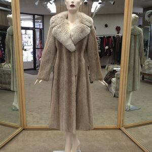 Vintage Nutria Fur Coat with Fox Fur Collar